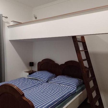 Penzion Litohlavy 17 - Na Samote U Lesa Králŭv Dvŭr Bagian luar foto